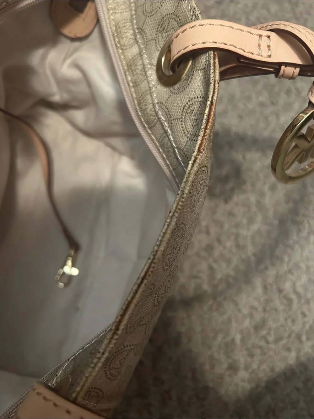 Lot of two Michael Kors Tote Bags - Picture 11 of 16